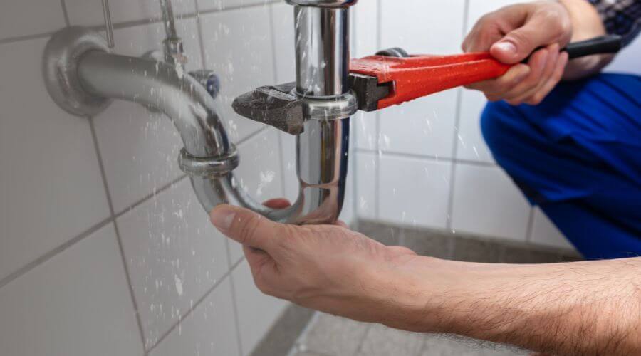 Professional sink repair in Ladora, IA